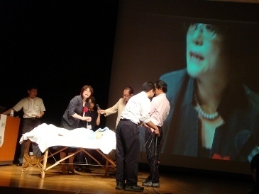 中医鍼灸学、婦人学 鍼灸師に合わせて学んでいた上海中医薬大学の中医専科。無事